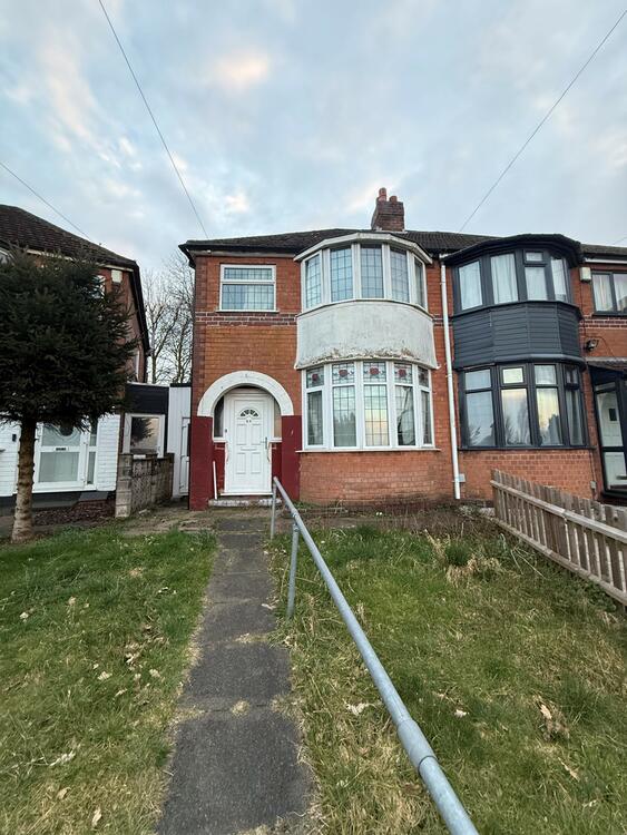 Semi-detached House in Birmingham
