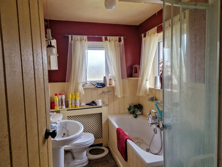 2 bedroom Detached bungalow in Langholm