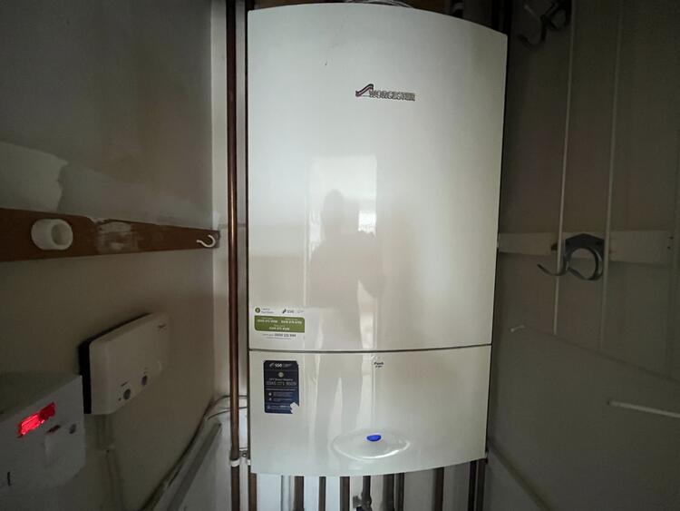 3 Illingworth Road, Leicester, Leicestershire LE5 4ET