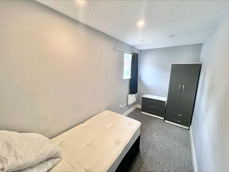 236 Wheelwright Road, Birmingham, West Midlands B24 8EH